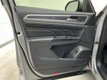 2020 Atlas Cross Sport Thumbnail 16