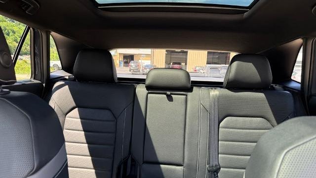 2020 Volkswagen Atlas Cross Sport V6 SEL Premium R-Line 4Motion