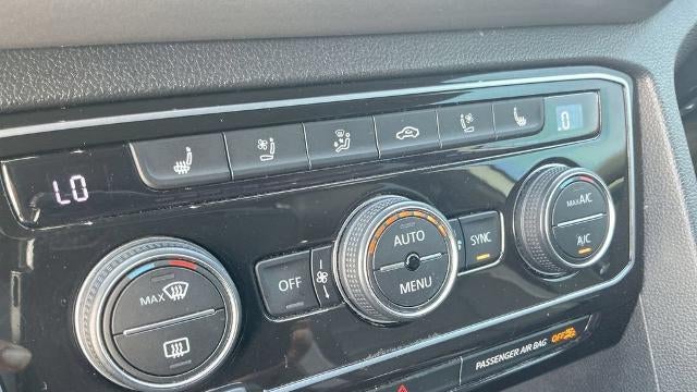 2020 Volkswagen Atlas Cross Sport V6 SEL Premium R-Line 4Motion