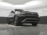 2021 Atlas Cross Sport Thumbnail 32