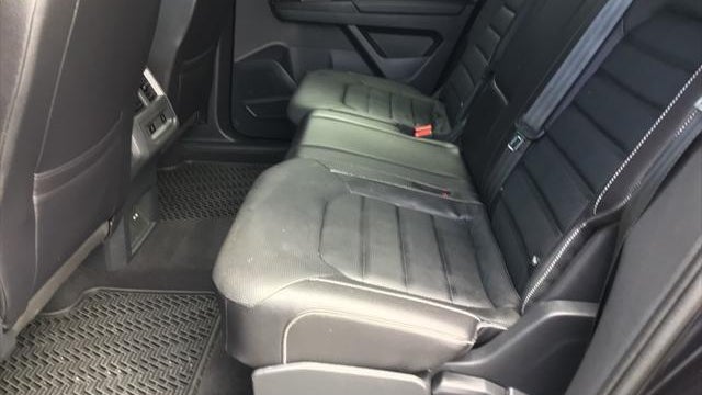2020 Volkswagen Atlas Cross Sport V6 SEL Premium R-Line 4Motion