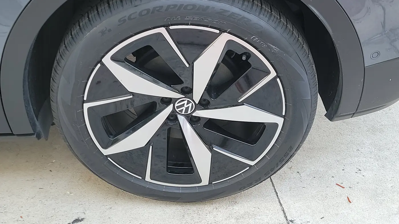 2023 Volkswagen ID 4  Pro S