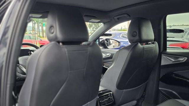 2023 Volkswagen ID 4  Pro S