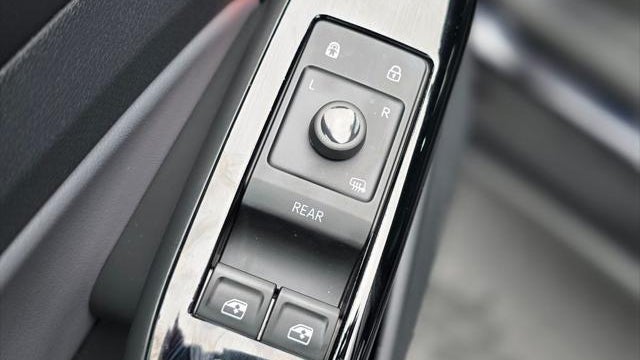 2023 Volkswagen ID 4  Pro S