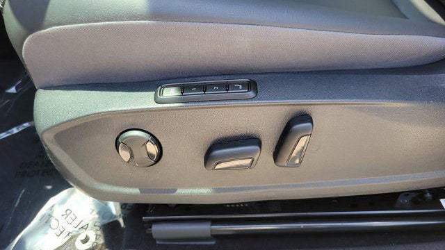 2023 Volkswagen ID 4  Pro S