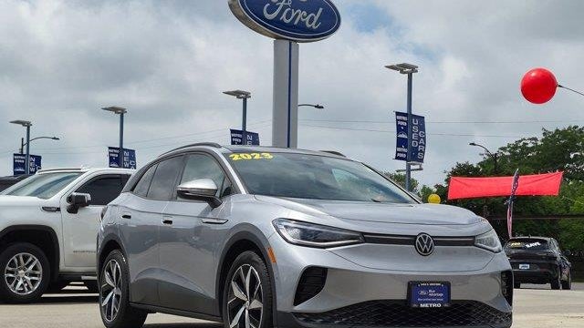 2023 Volkswagen ID 4  Pro S