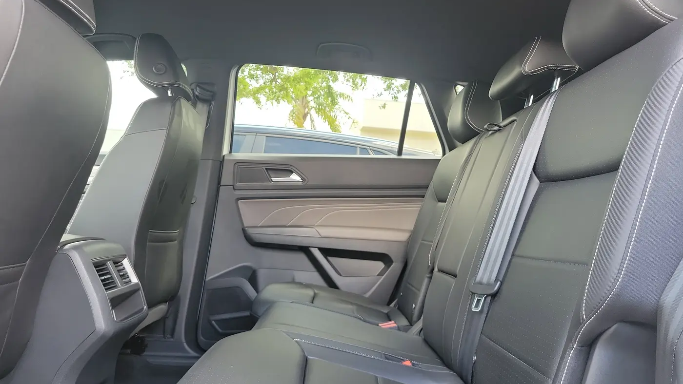2023 Volkswagen Atlas Cross Sport SE