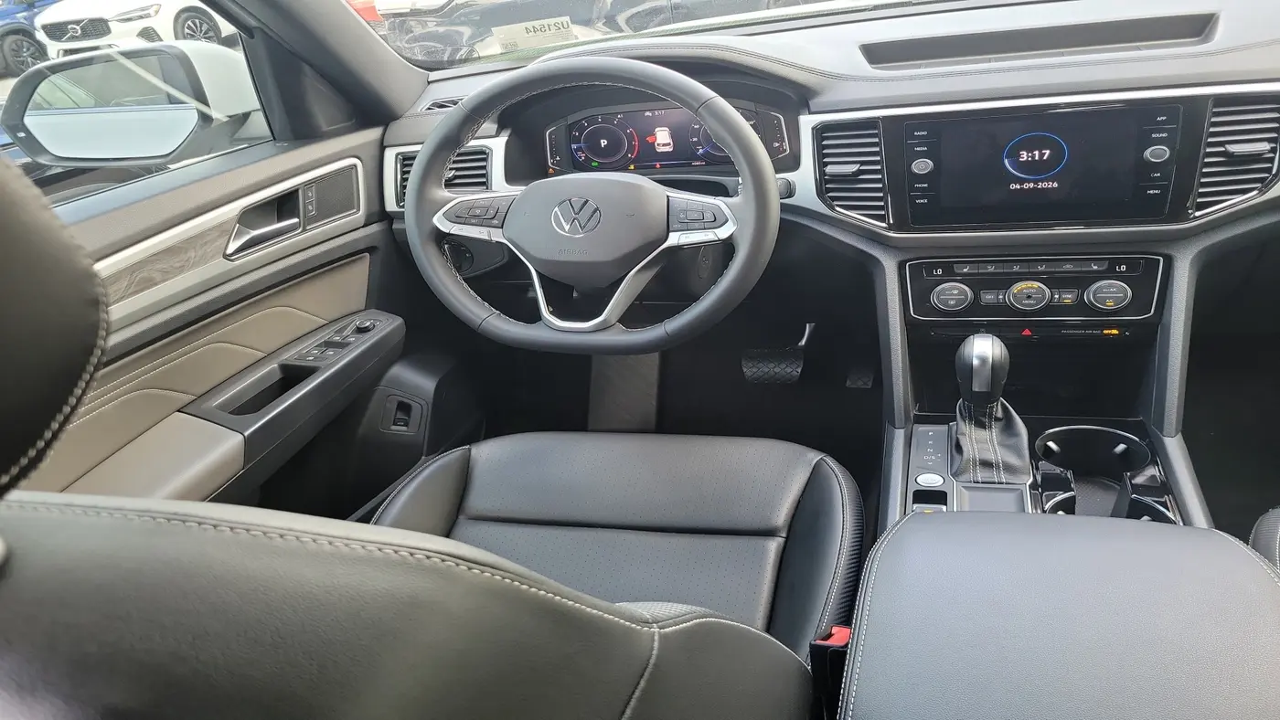 2023 Volkswagen Atlas Cross Sport SE