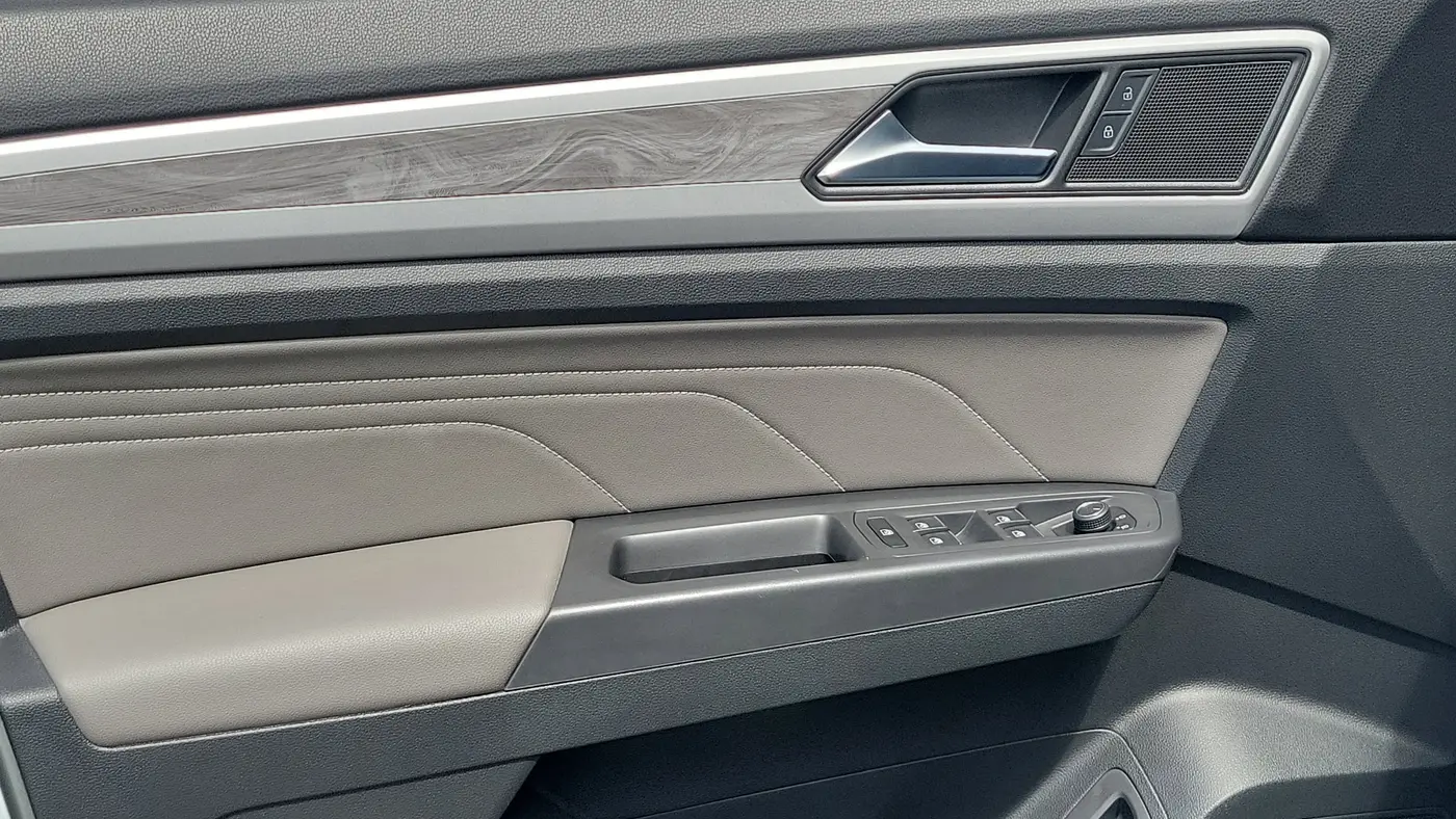 2023 Volkswagen Atlas Cross Sport SE