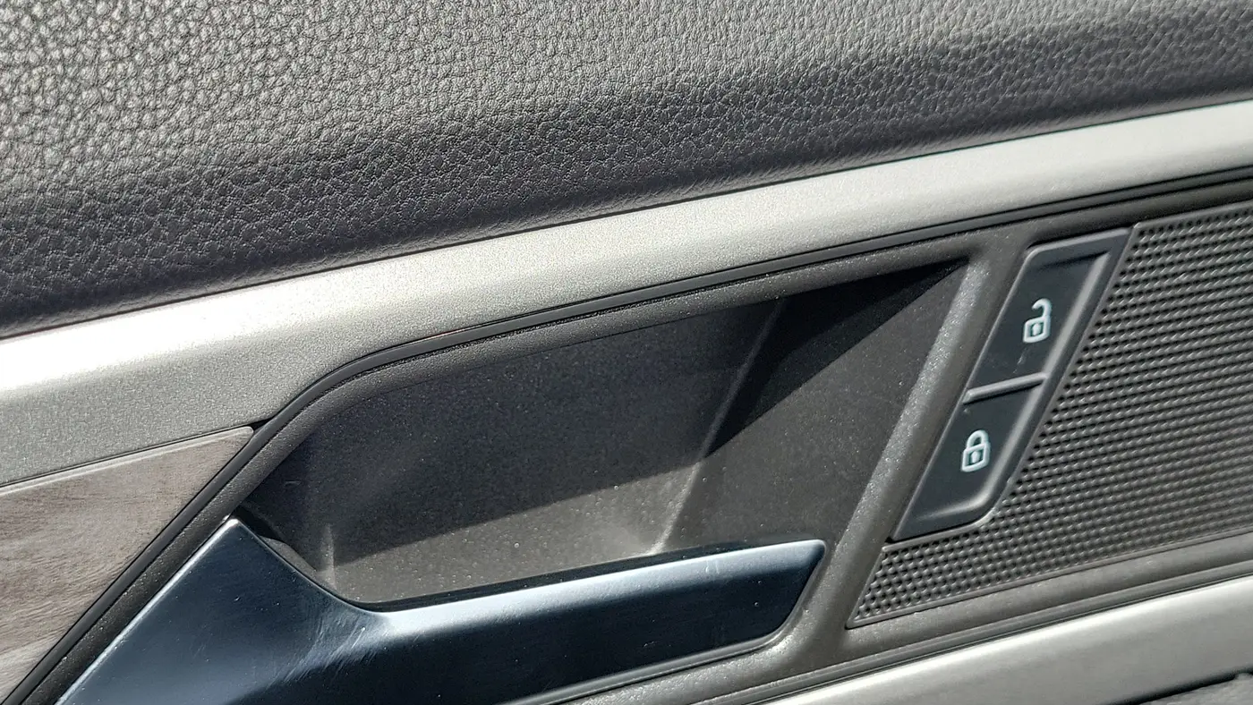 2023 Volkswagen Atlas Cross Sport SE