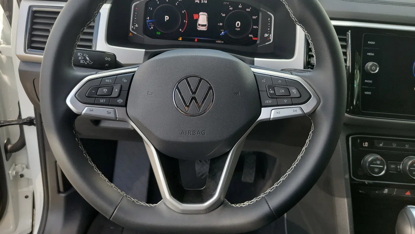 2023 Volkswagen Atlas Cross Sport SE