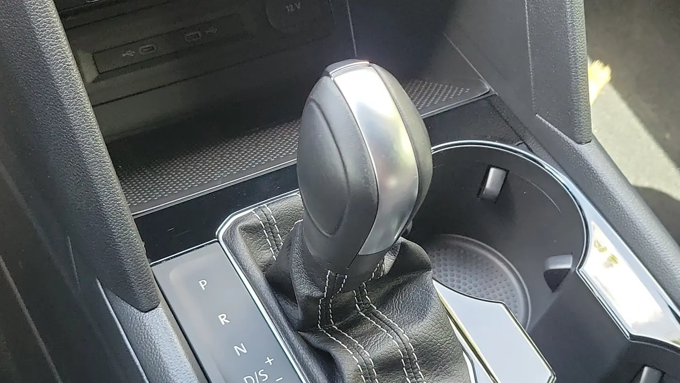 2023 Volkswagen Atlas Cross Sport SE