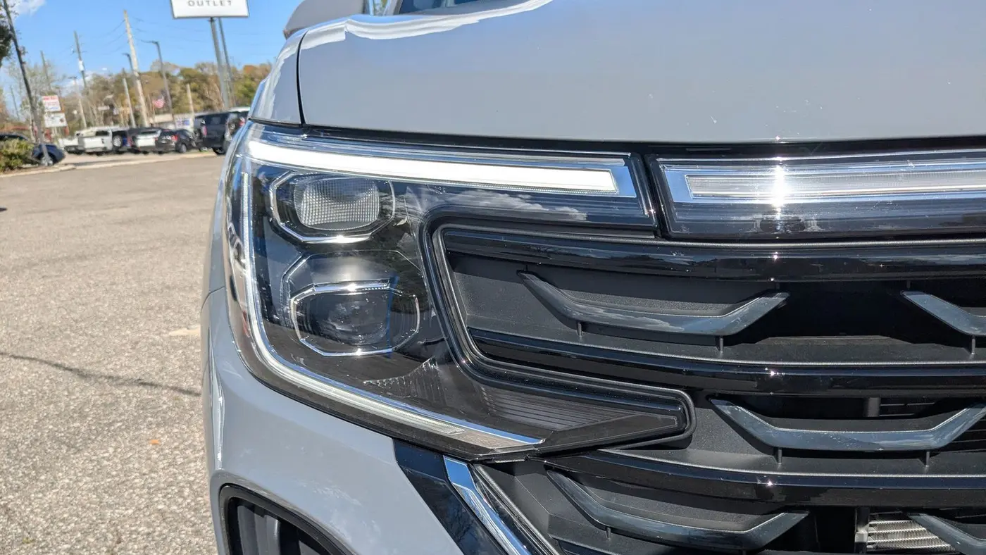 2026 Volkswagen Atlas Cross Sport SE