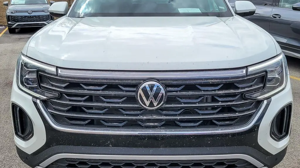 2026 Volkswagen Atlas Cross Sport SE