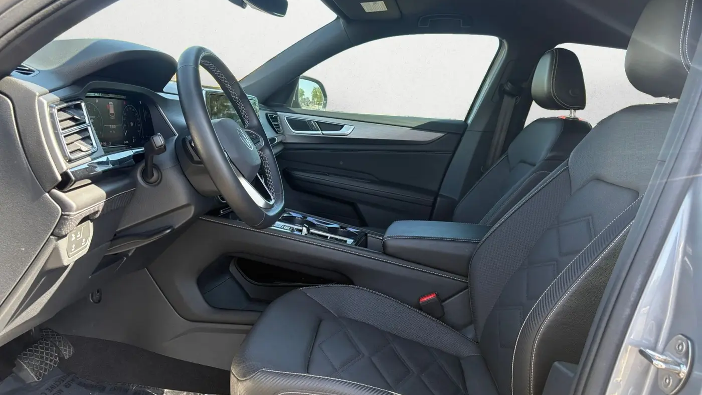 2024 Volkswagen Atlas Cross Sport SE
