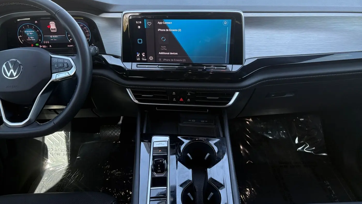 2024 Volkswagen Atlas Cross Sport SE