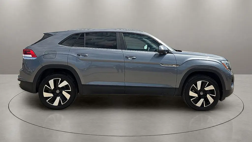 2024 Volkswagen Atlas Cross Sport SE