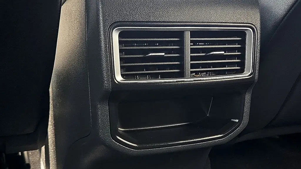 2024 Volkswagen Atlas Cross Sport SE