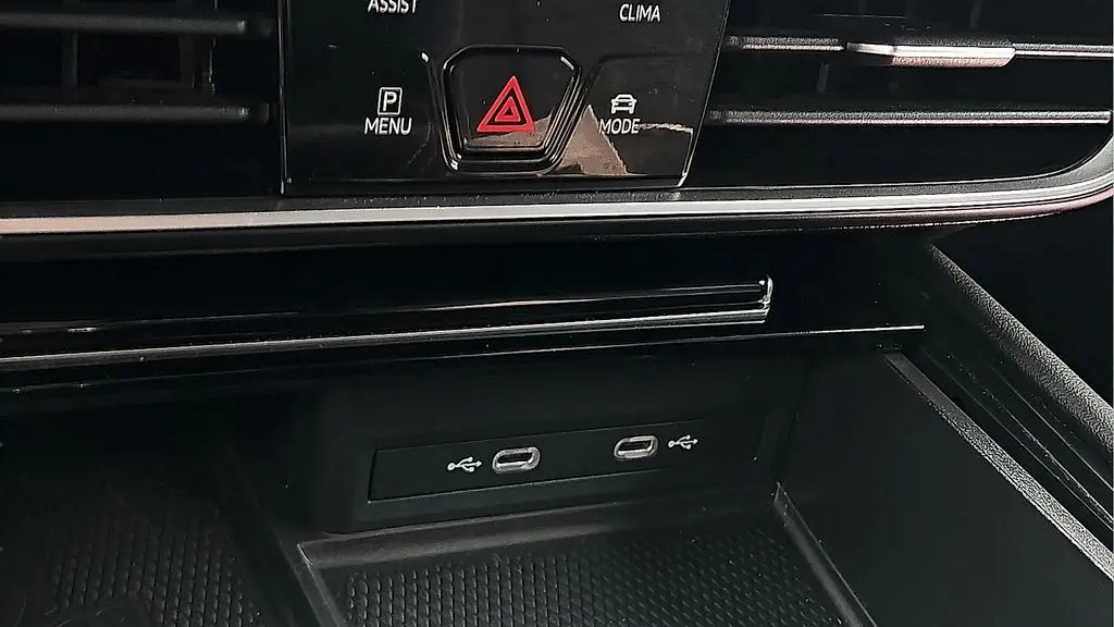 2024 Volkswagen Atlas Cross Sport SE