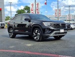 2025 Atlas Cross Sport Thumbnail 3