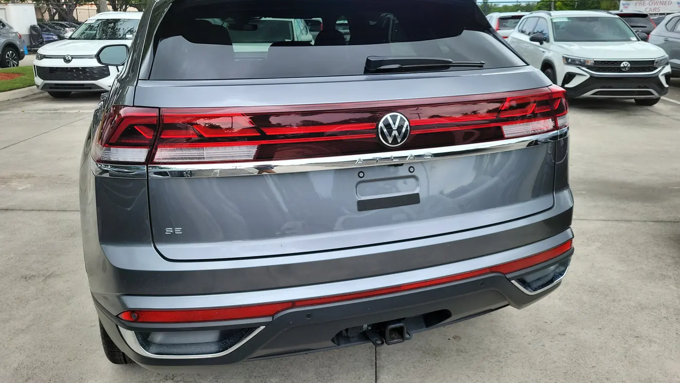 2025 Volkswagen Atlas Cross Sport SE