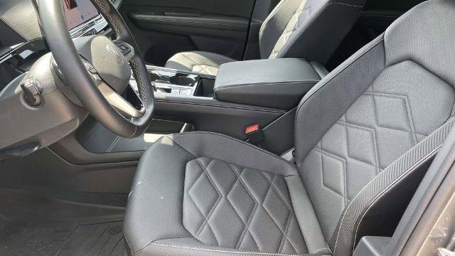 2024 Volkswagen Atlas Cross Sport SE