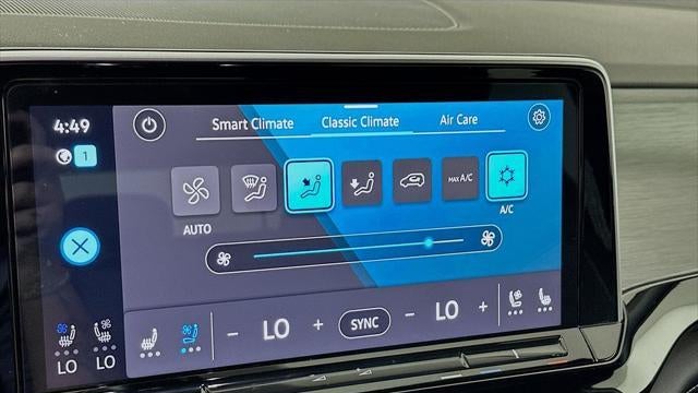 2024 Volkswagen Atlas Cross Sport SE