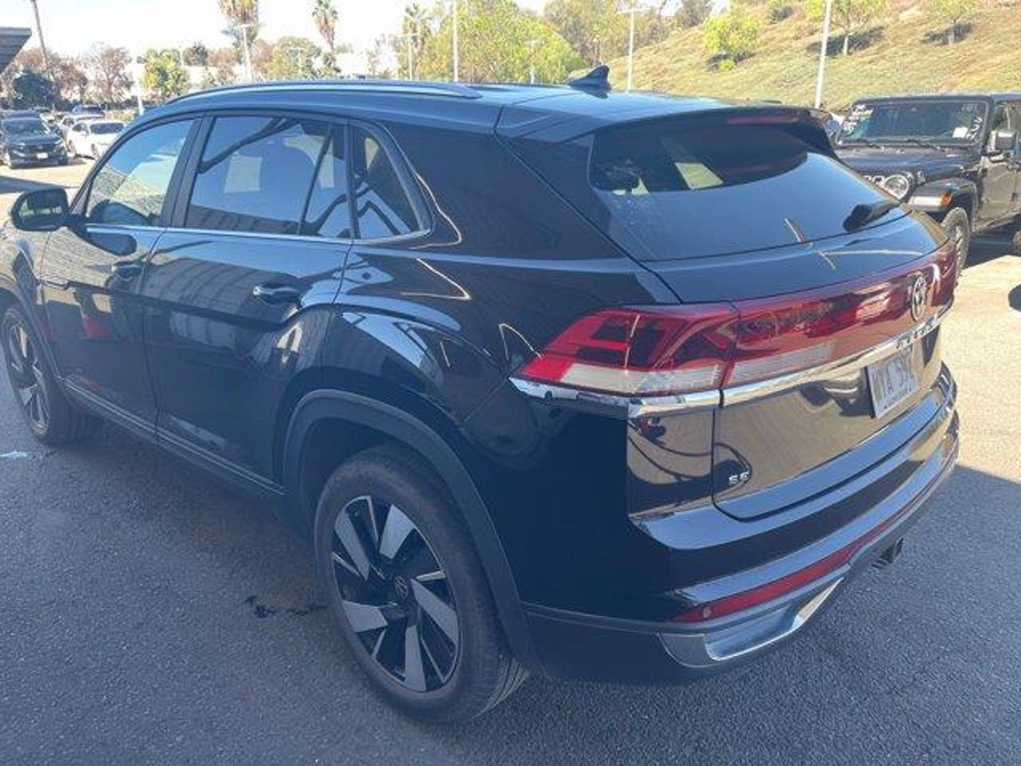 2024 Volkswagen Atlas Cross Sport SE 4DR SUV W/Technology for Sale in ...