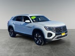 2024 Atlas Cross Sport Thumbnail 7