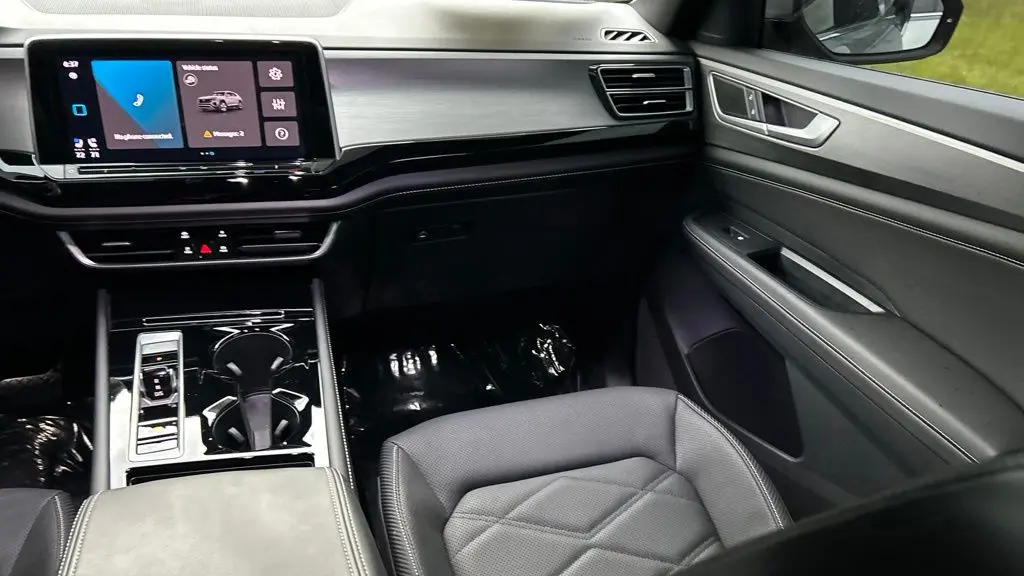 2024 Volkswagen Atlas Cross Sport SE