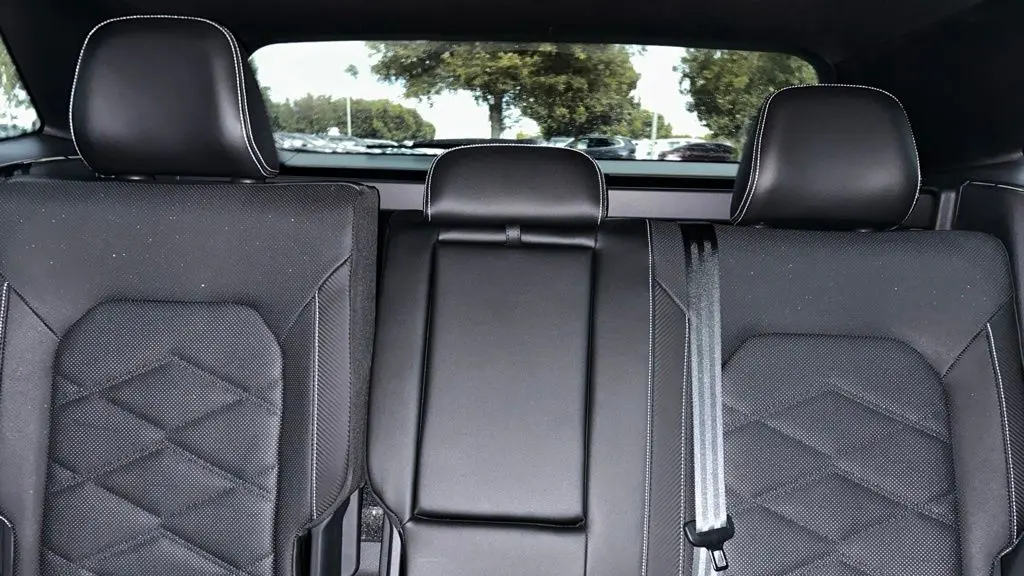 2024 Volkswagen Atlas Cross Sport SE