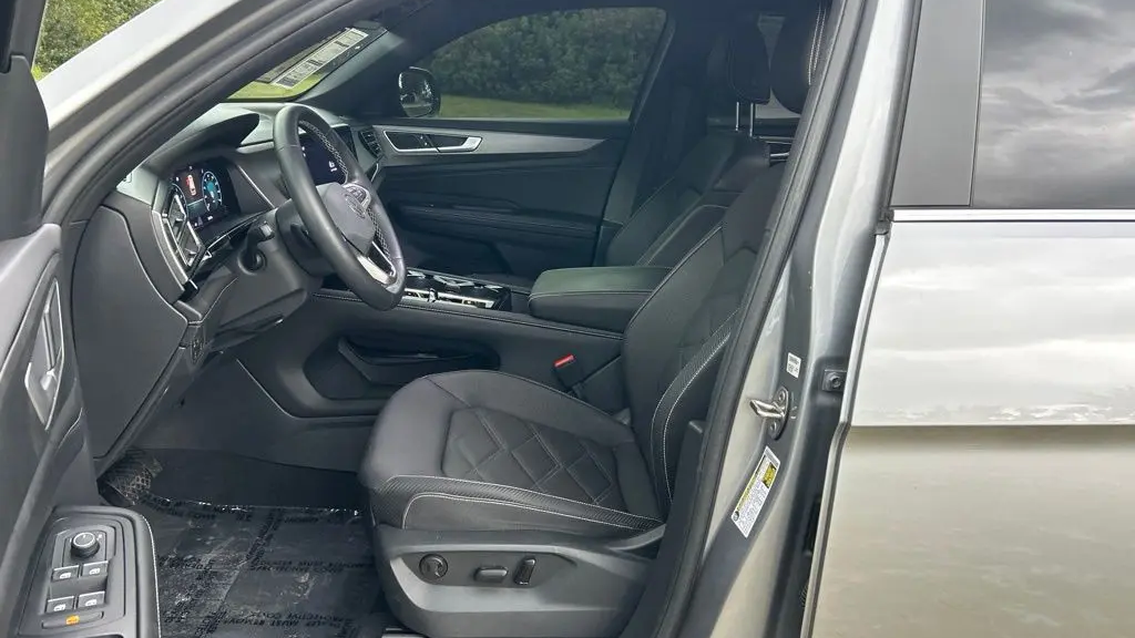 2024 Volkswagen Atlas Cross Sport SE