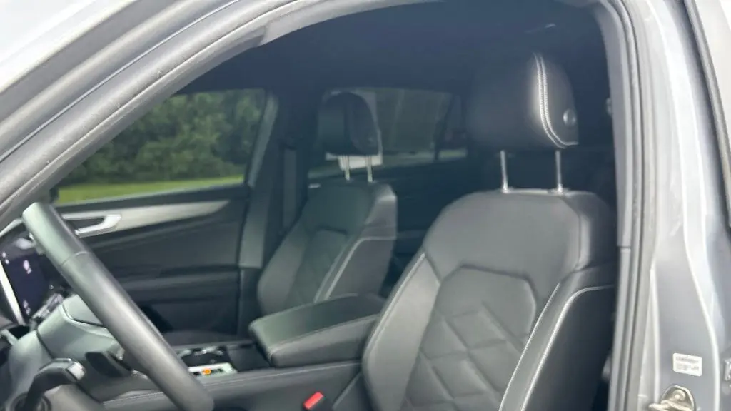 2024 Volkswagen Atlas Cross Sport SE