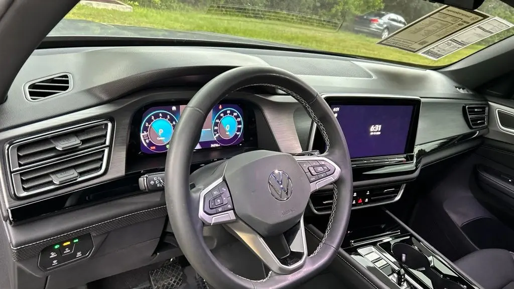 2024 Volkswagen Atlas Cross Sport SE