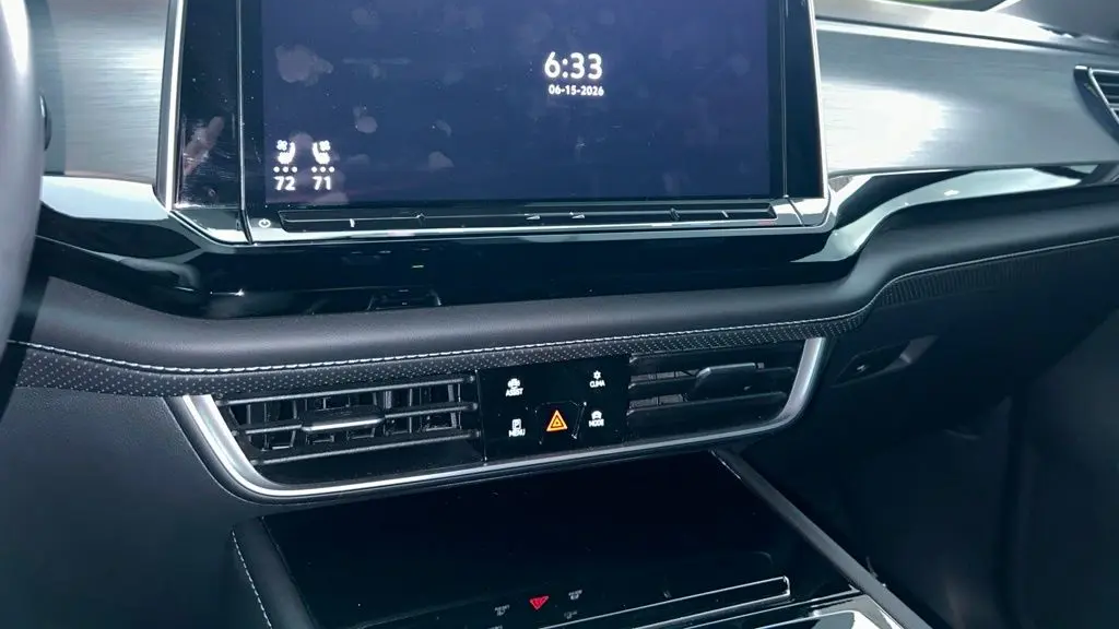 2024 Volkswagen Atlas Cross Sport SE