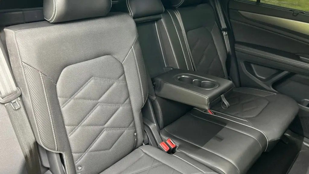 2024 Volkswagen Atlas Cross Sport SE