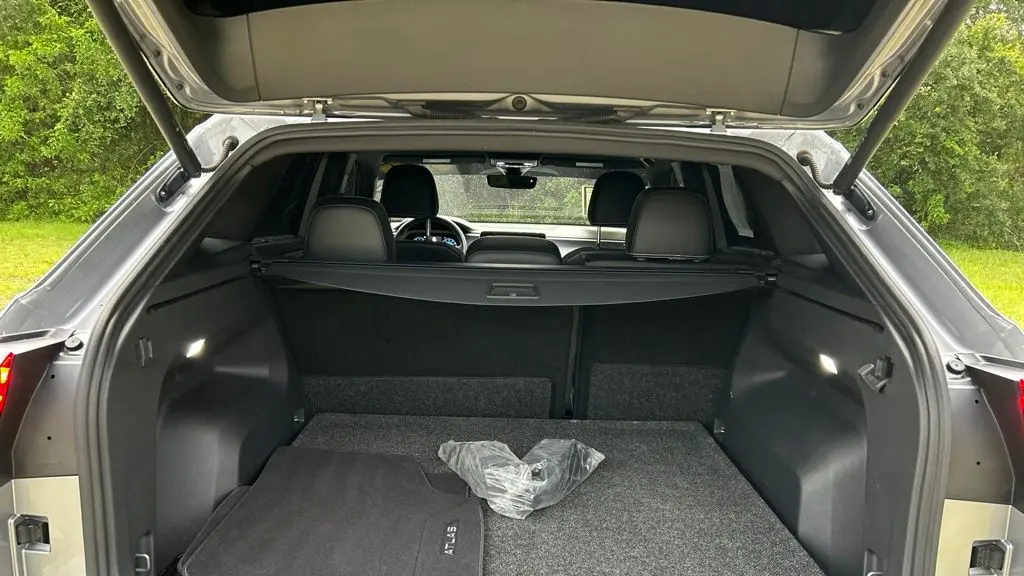 2024 Volkswagen Atlas Cross Sport SE