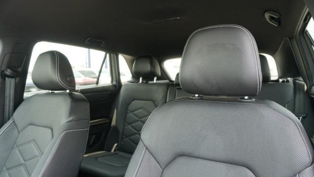 2024 Volkswagen Atlas Cross Sport SE