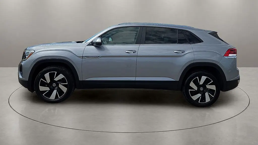 2024 Volkswagen Atlas Cross Sport SE