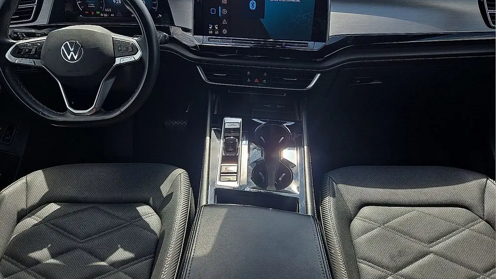 2024 Volkswagen Atlas Cross Sport SE