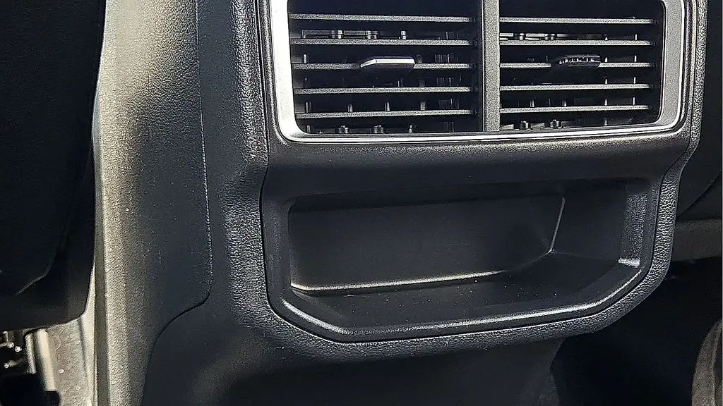 2024 Volkswagen Atlas Cross Sport SE
