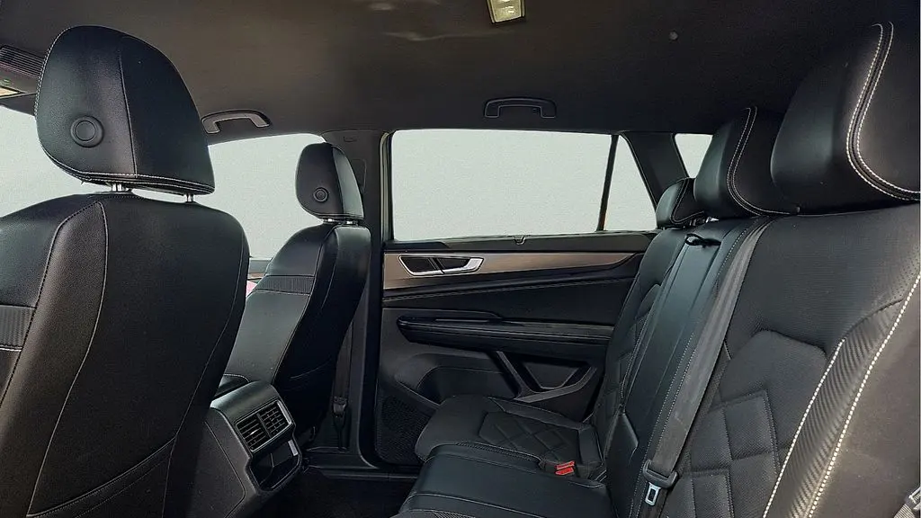 2024 Volkswagen Atlas Cross Sport SE