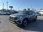 2024 Atlas Cross Sport Thumbnail 3