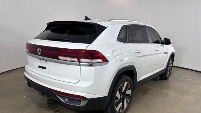 2024 Volkswagen Atlas Cross Sport SE