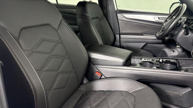 2024 Volkswagen Atlas Cross Sport SE