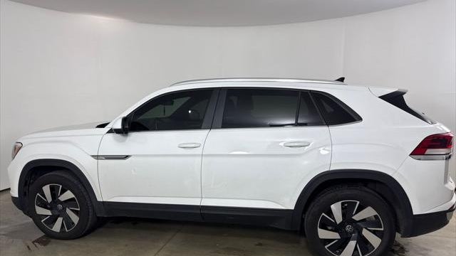 2024 Volkswagen Atlas Cross Sport SE