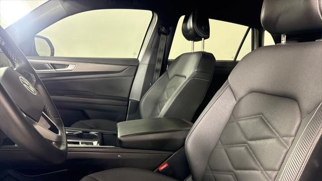 2024 Volkswagen Atlas Cross Sport SE