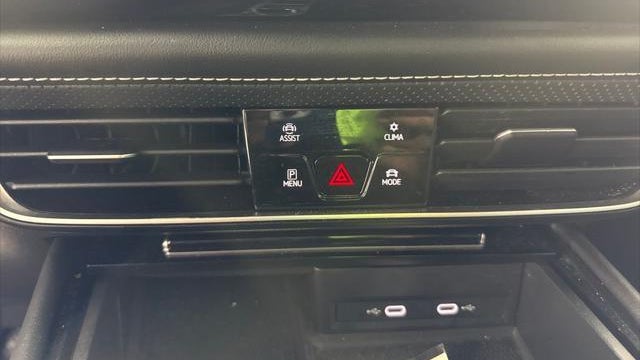 2024 Volkswagen Atlas Cross Sport SE