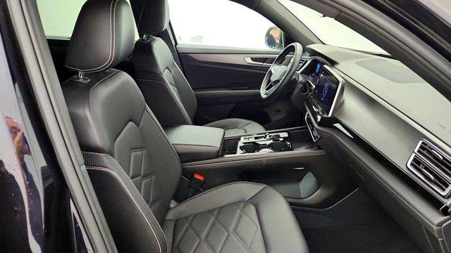 2025 Volkswagen Atlas - $23,995