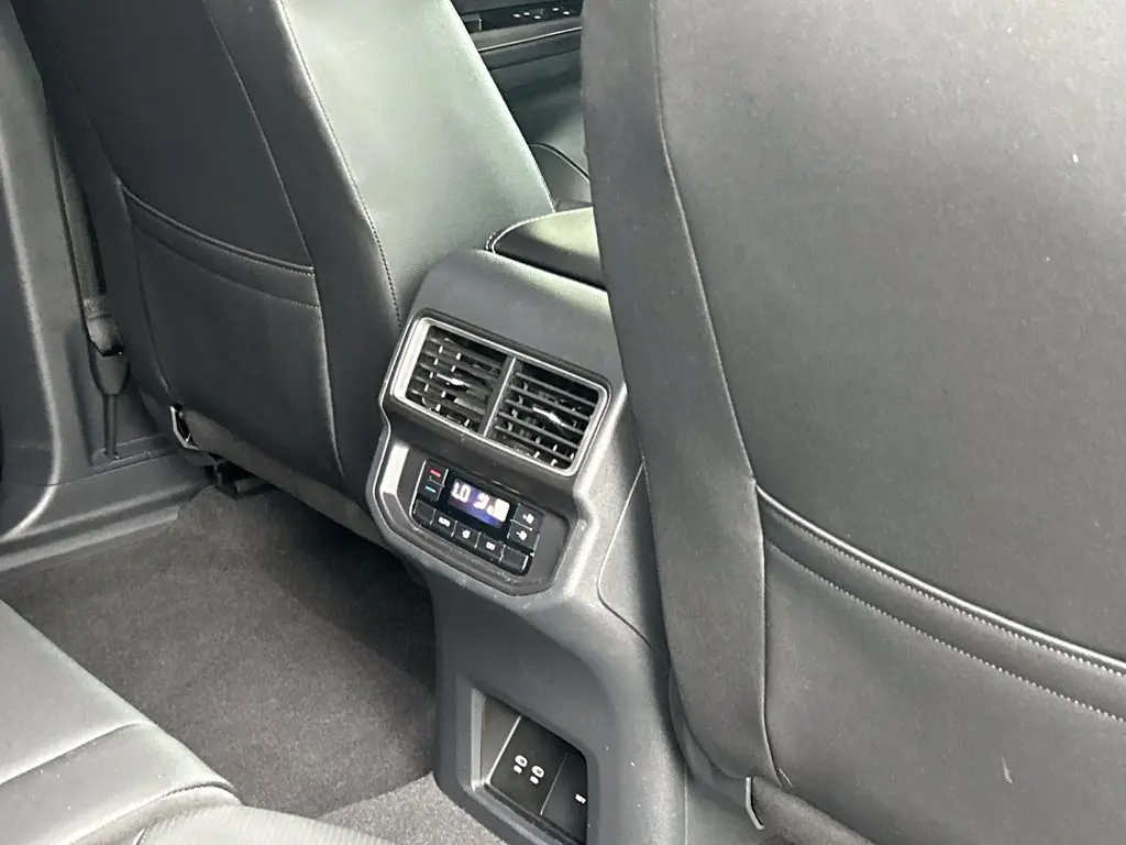 2026 Volkswagen Atlas - $31,999
